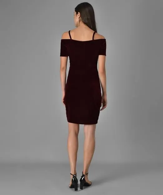 Maroon Velvet Mini Bodycon Dress Short Sleeve Solid Pattern