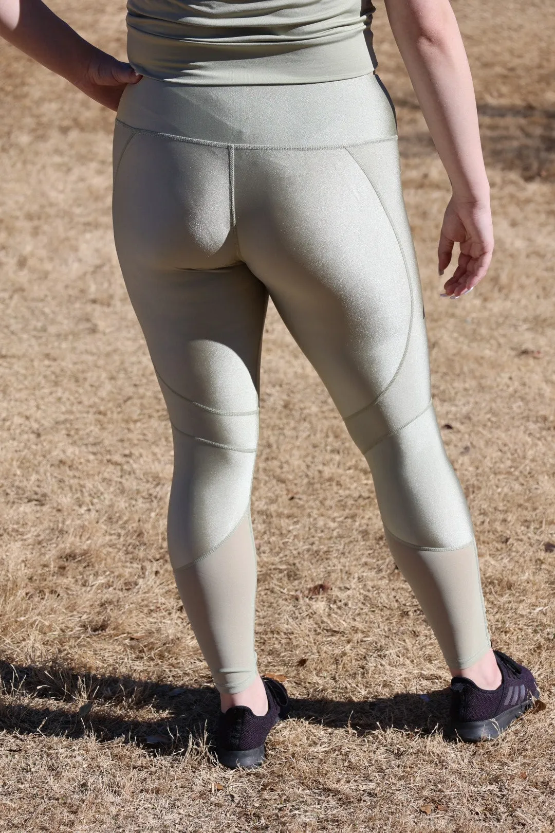 Silky sage mesh leggings