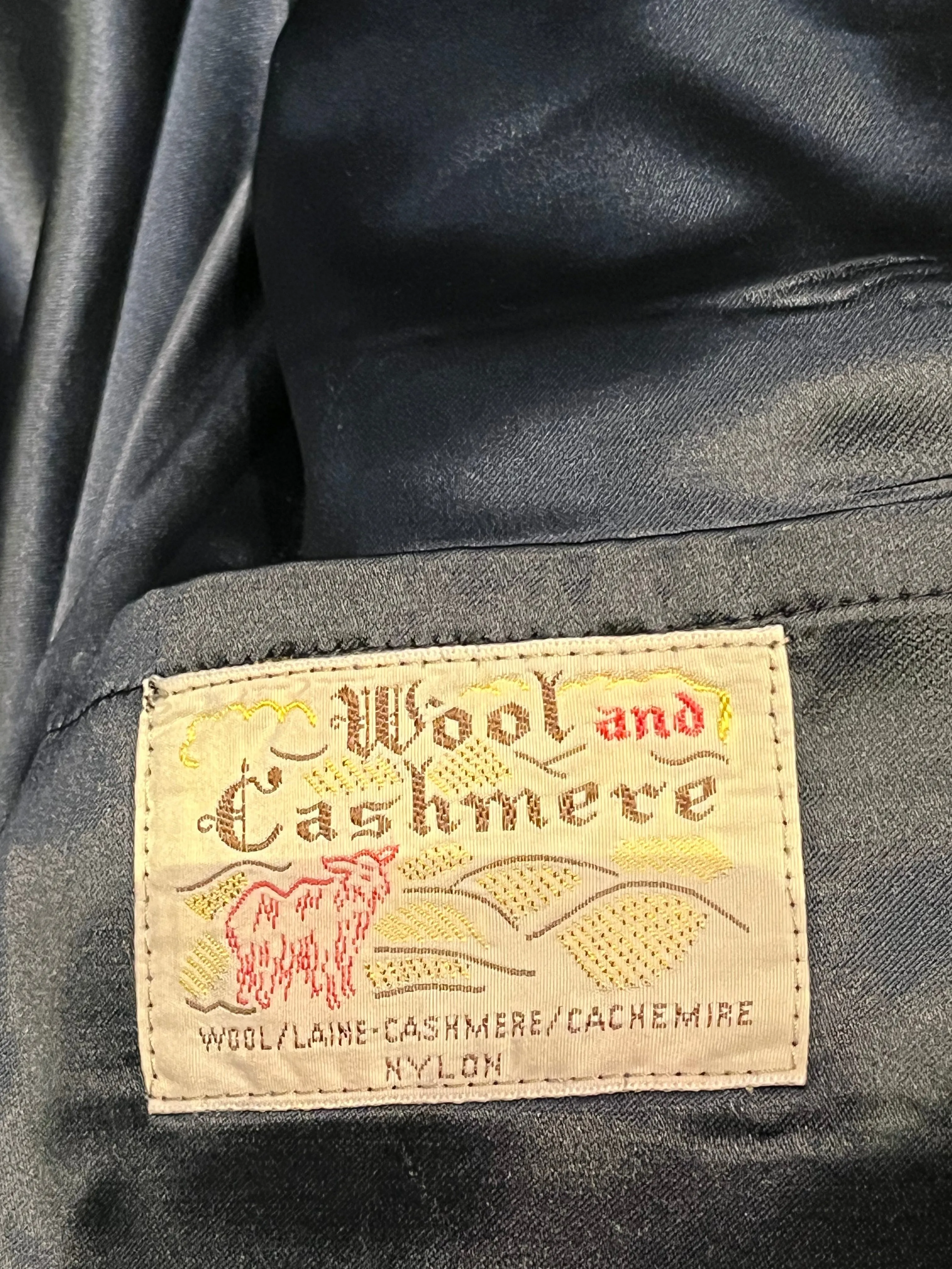 Vintage Leishman Grey Wool and Cashmere Blend Coat, Size 40 Canada
