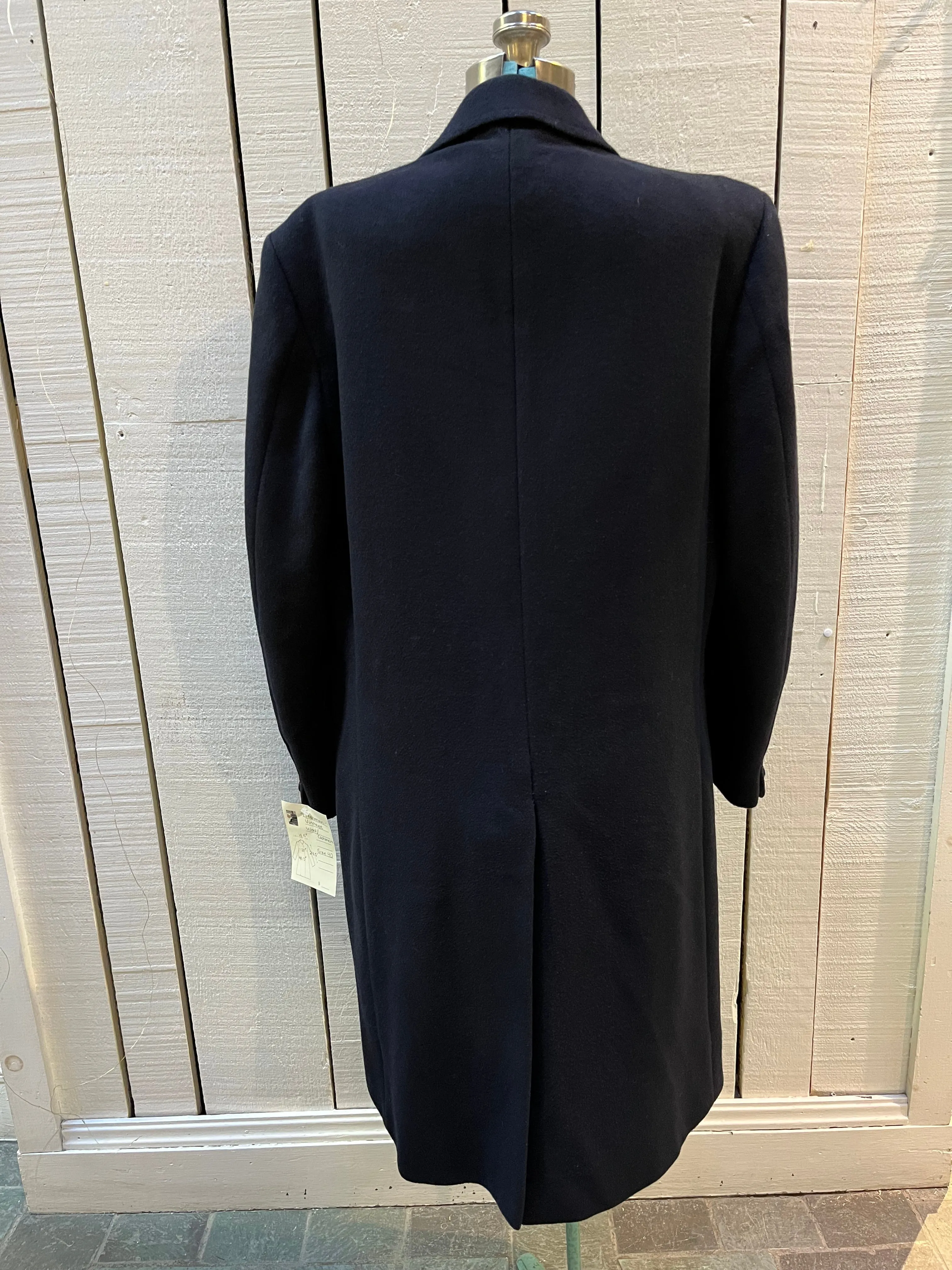 Vintage Leishman Grey Wool and Cashmere Blend Coat, Size 40 Canada