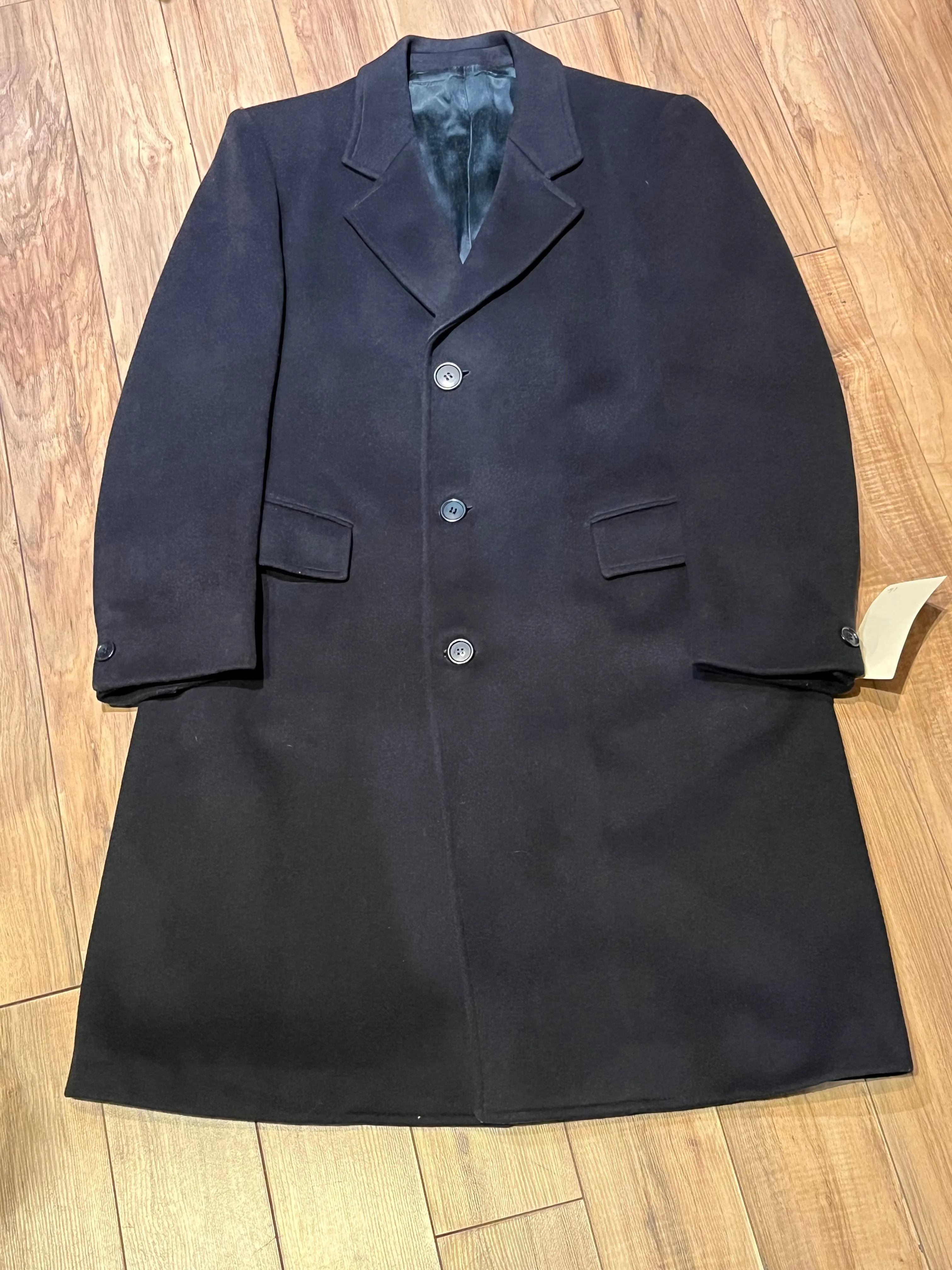 Vintage Leishman Grey Wool and Cashmere Blend Coat, Size 40 Canada